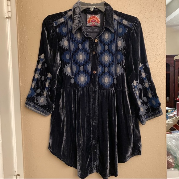 Johnny Was Nomi Velvet Smock Shirt - Picture 3 of 10